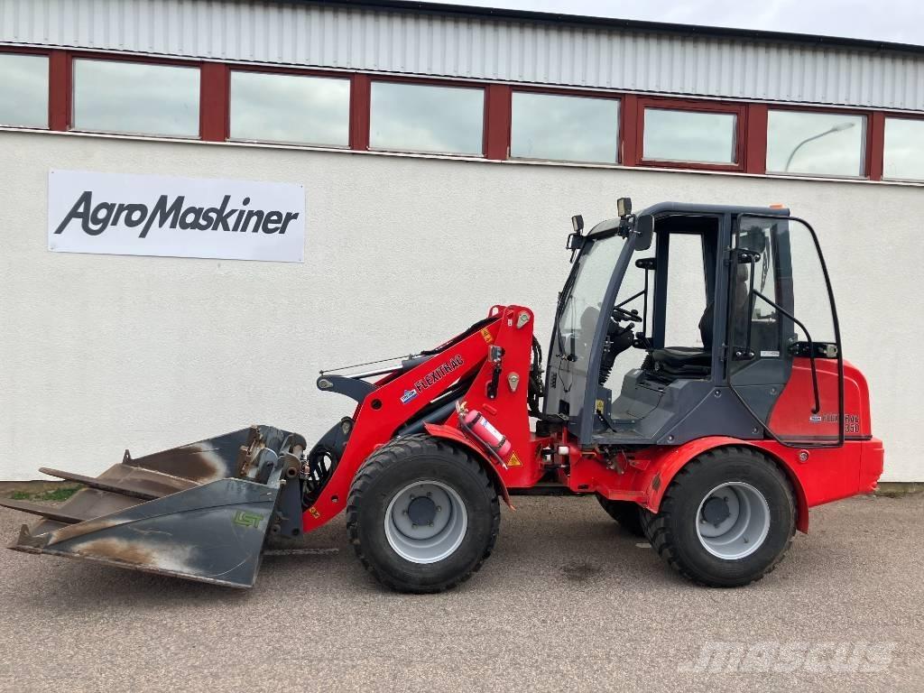 Flexitrac 1350 Yleiskuormaajat