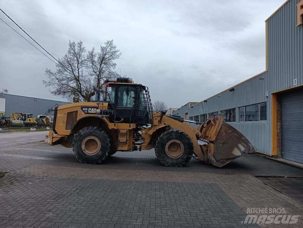 CAT 950GC Pyöräkuormaajat