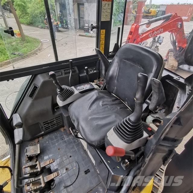 Komatsu PC 35 M-2 Minikaivukoneet < 7t