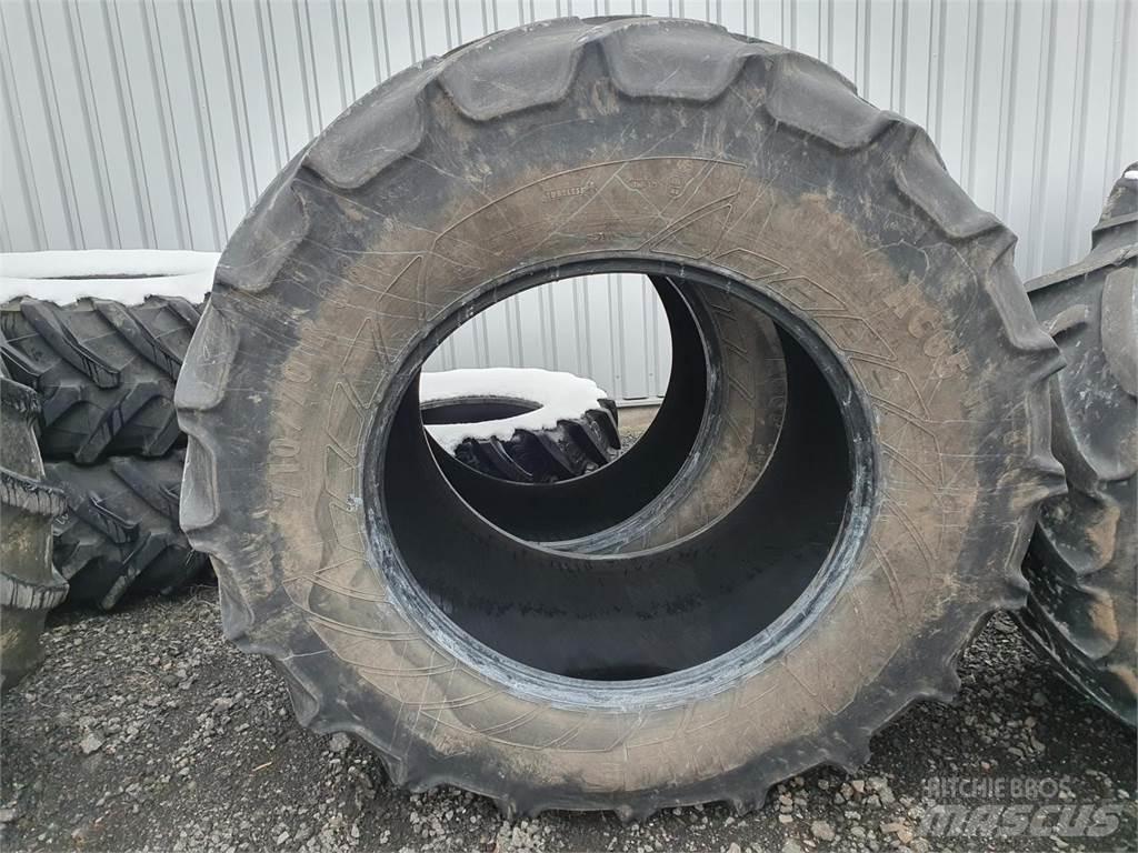 Mitas 710/70R38 x2 Renkaat ja vanteet