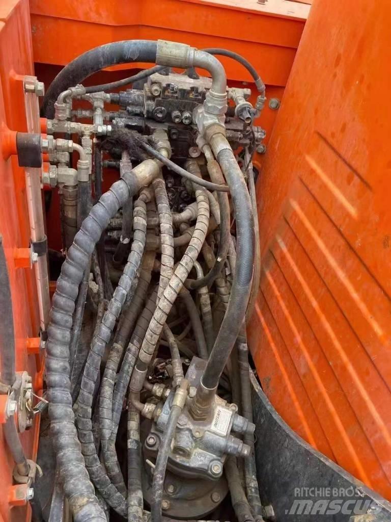 Doosan DX 75-9 Telakaivukoneet