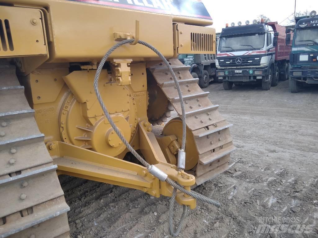 CAT D 7 R Puskukoneet
