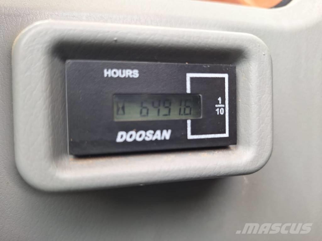 Doosan DX140LCR-5 Telakaivukoneet