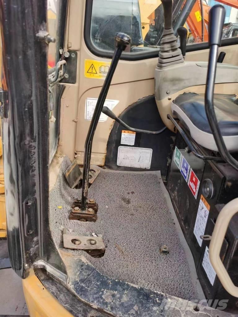 CAT 303 CR Minikaivukoneet < 7t