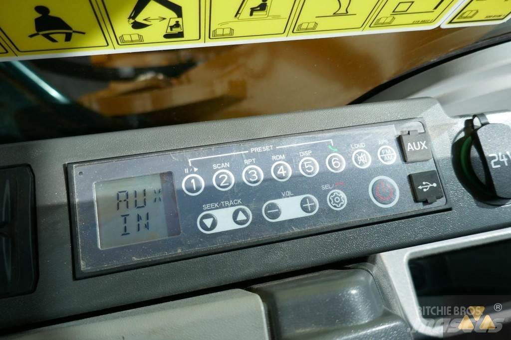 CAT 352 Telakaivukoneet