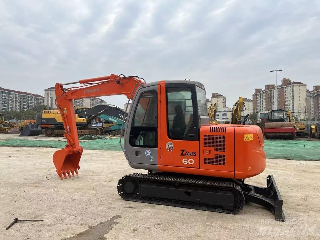 Hitachi ZX 60 Minikaivukoneet < 7t