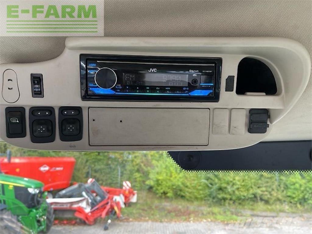 John Deere 6130 r Traktorit