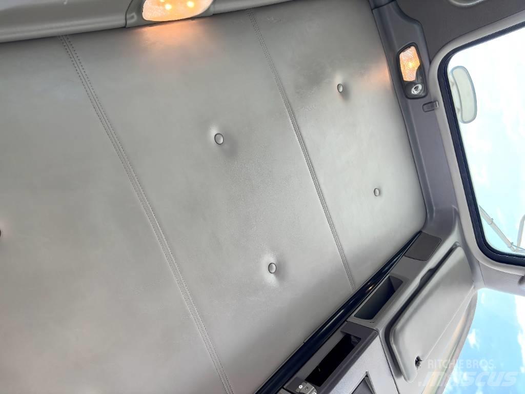 Kenworth T 800 Vetopöytäautot