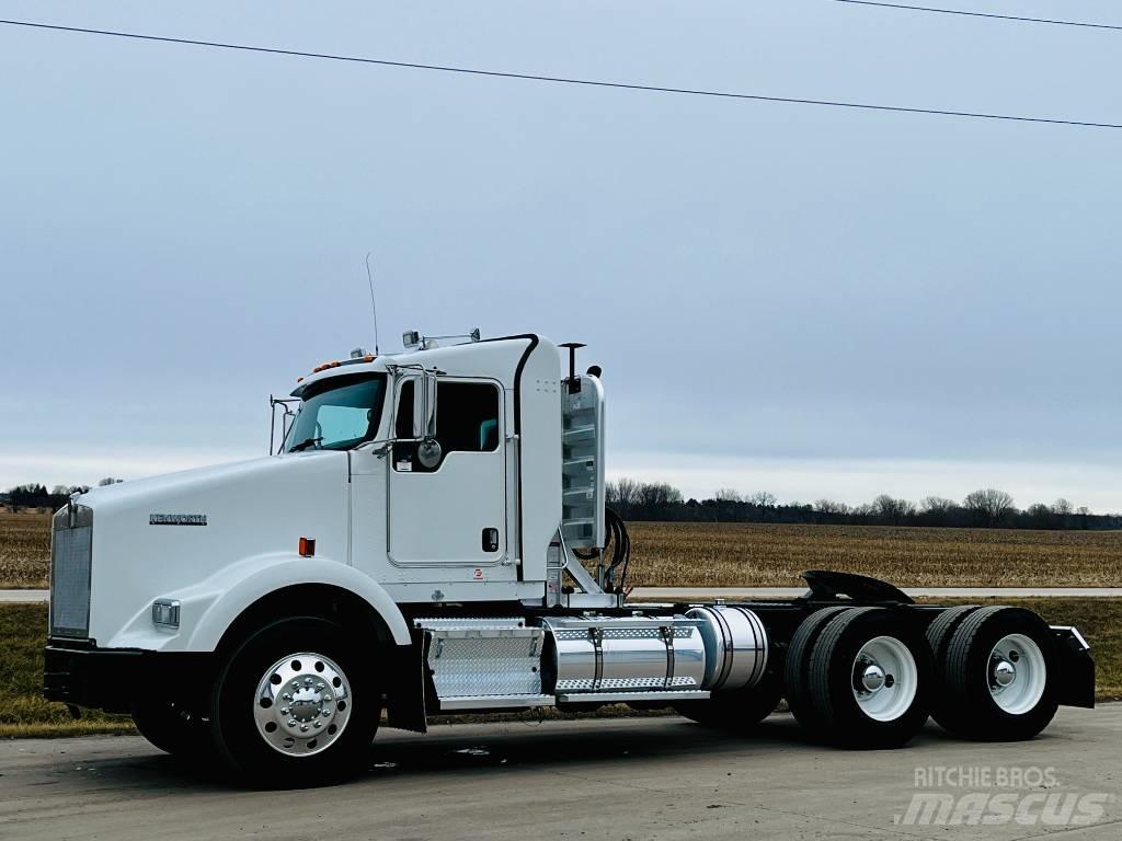 Kenworth T 800 Vetopöytäautot