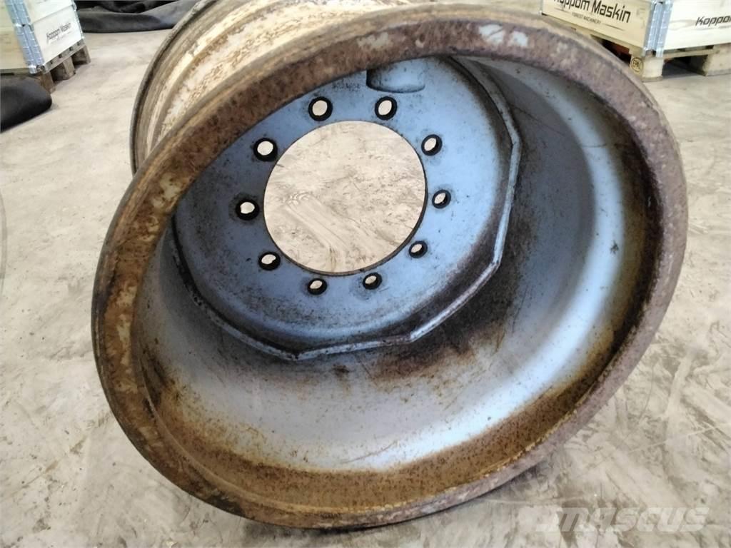 Valmet 890 20x26,5 Renkaat ja vanteet