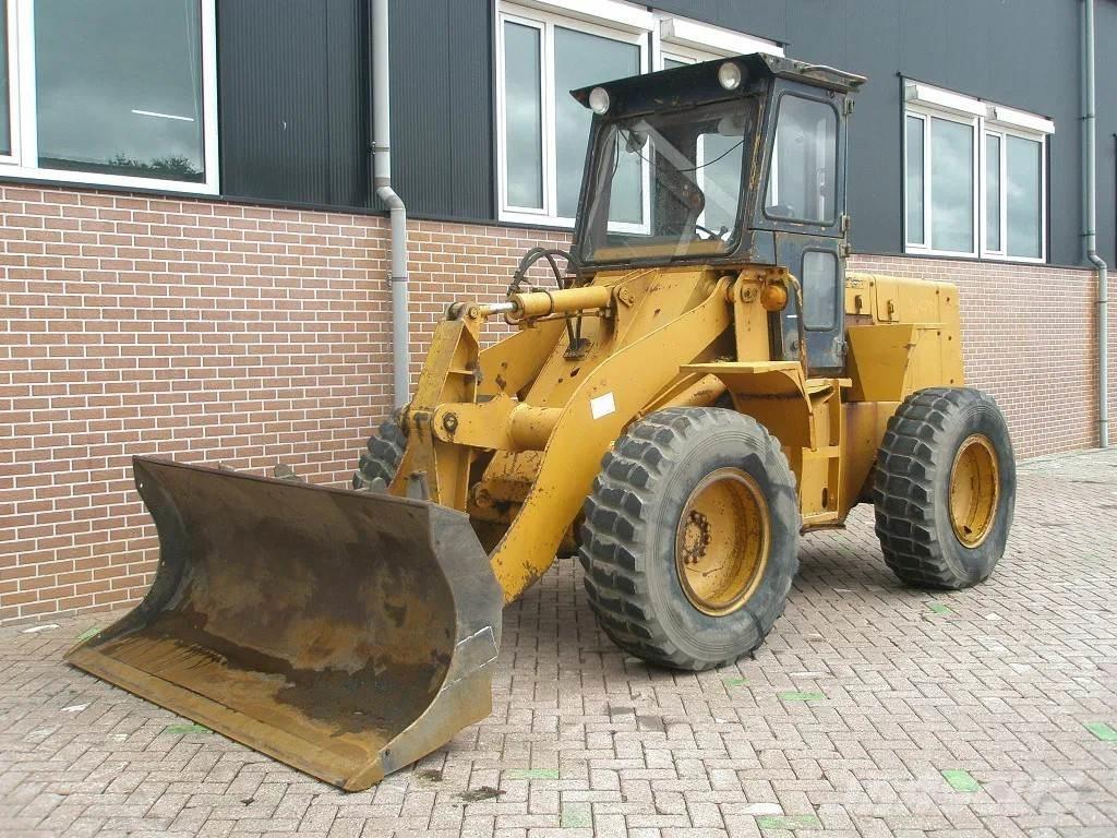 Komatsu W40-2 Pyöräkuormaajat