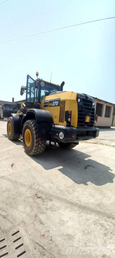 Komatsu WA270-8 Pyöräkuormaajat