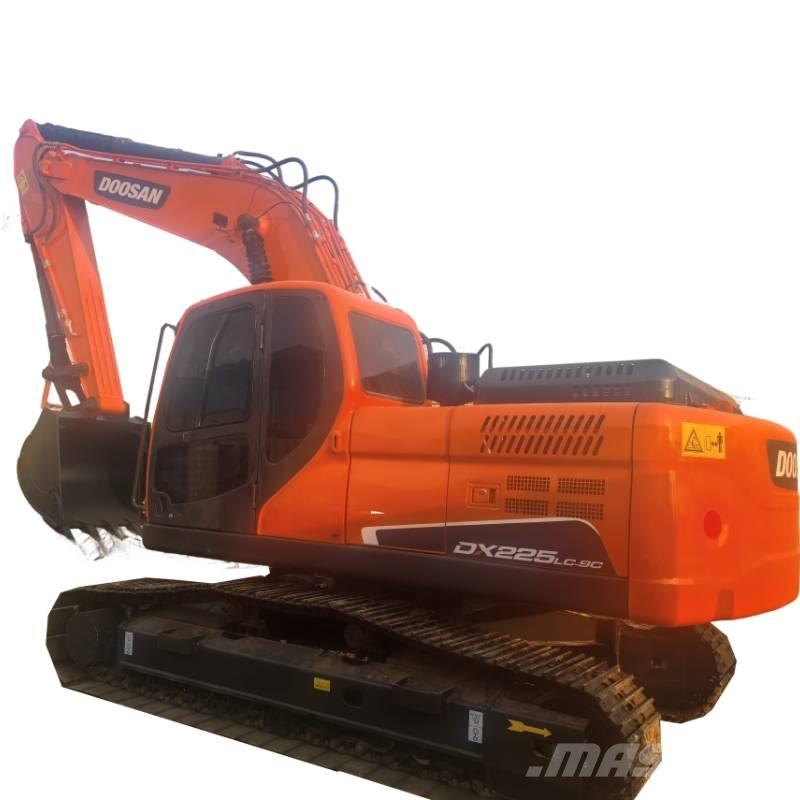 Doosan DX225 Telakaivukoneet