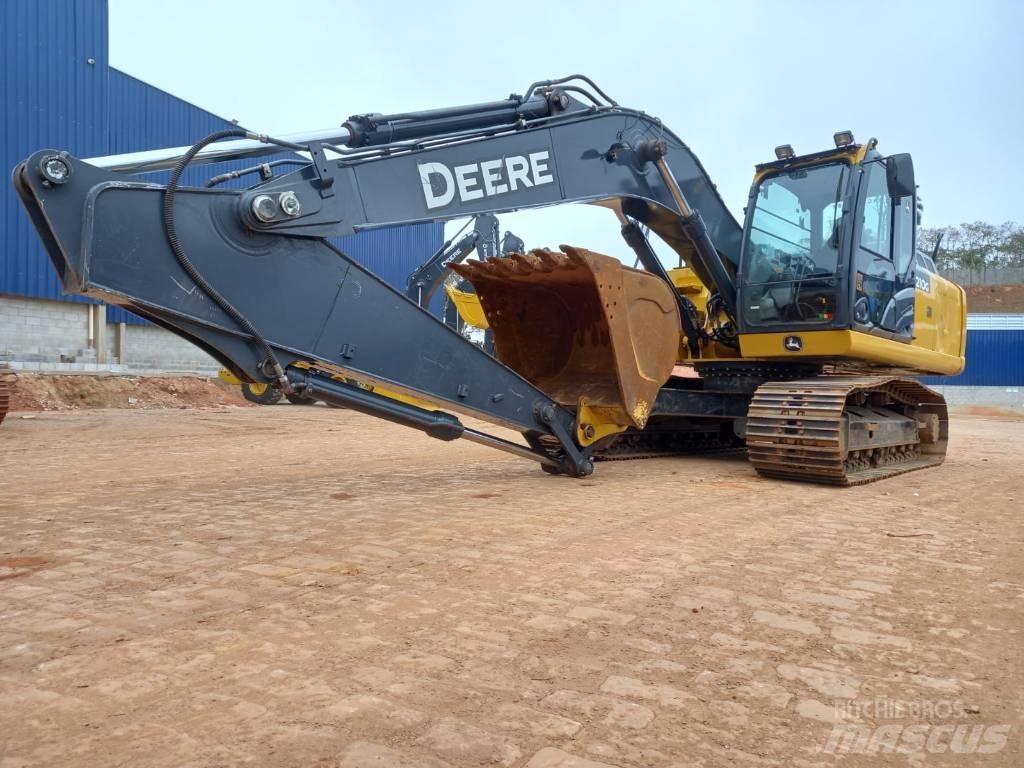 DEERE 210G Telakaivukoneet
