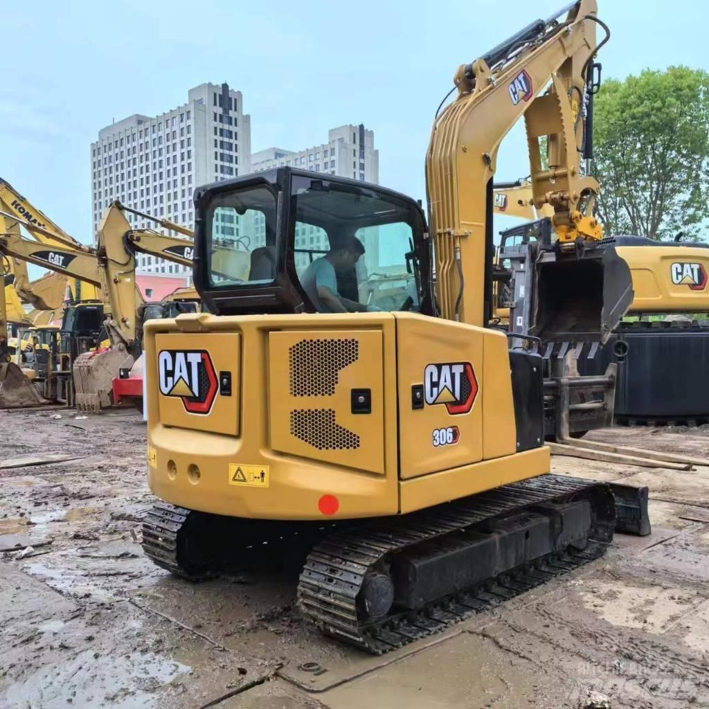 CAT 306 Minikaivukoneet < 7t