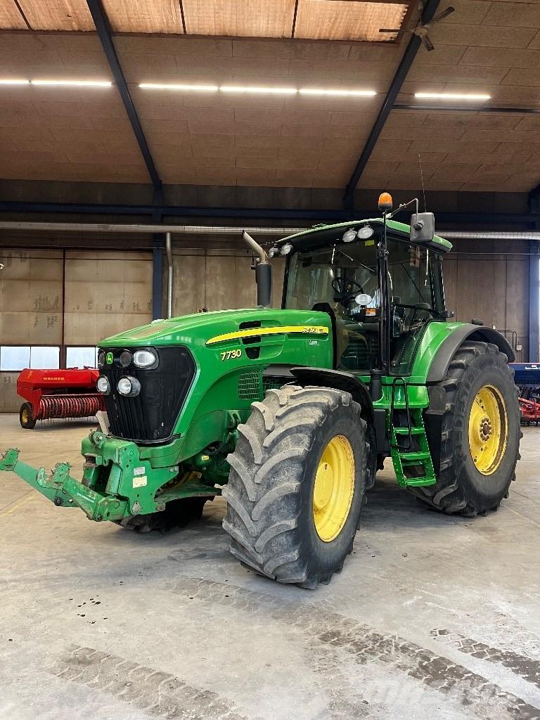 John Deere 7730 AQ Traktorit