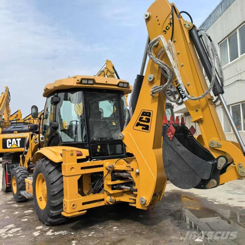 JCB 3 CX Kaivurikuormaajat