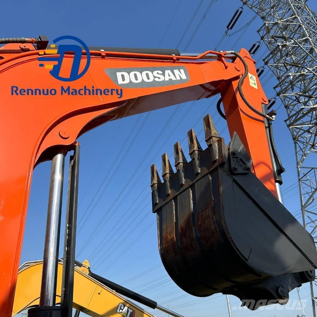 Doosan DX 60 Telakaivukoneet