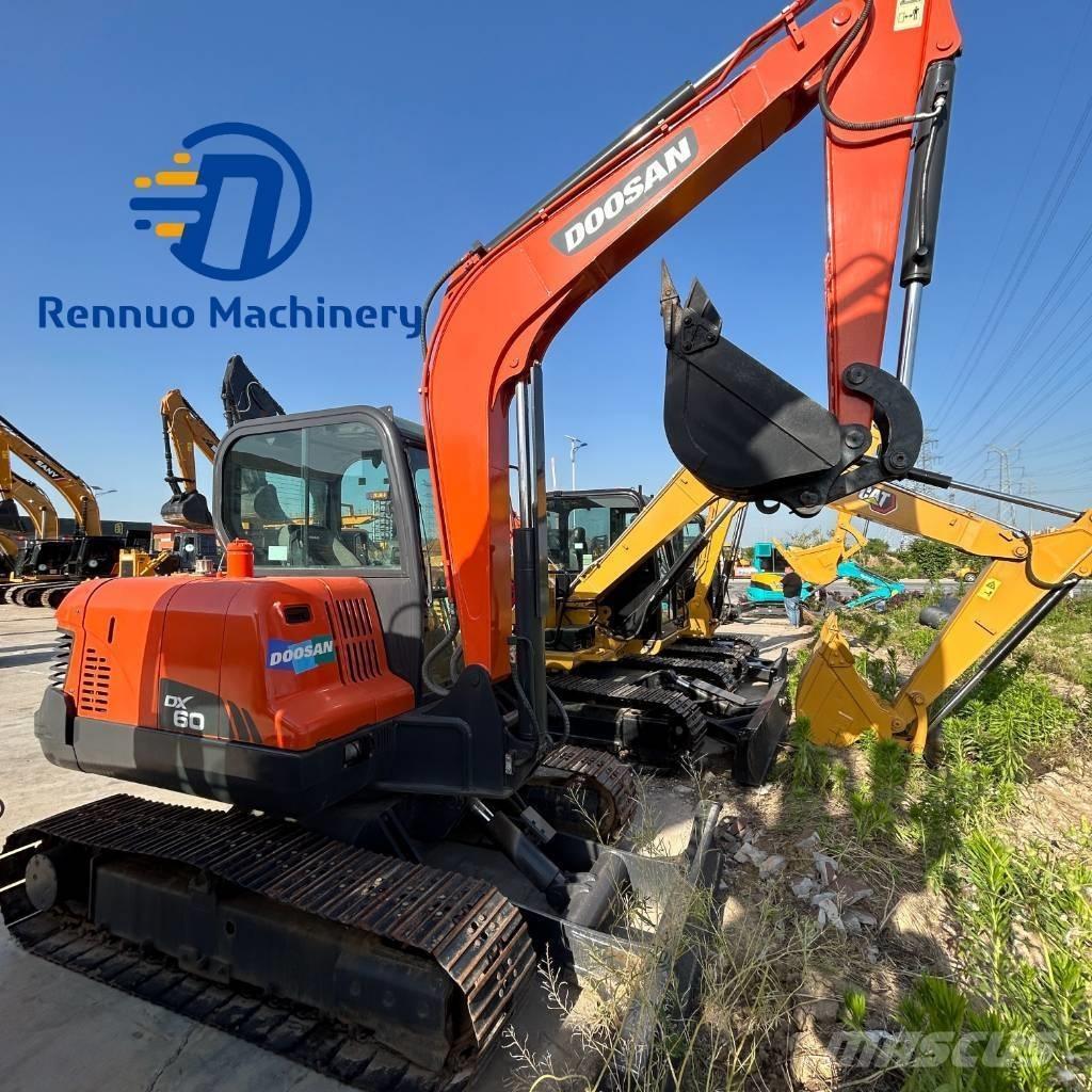 Doosan DX 60 Telakaivukoneet