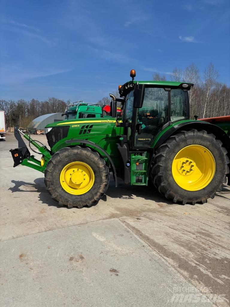 John Deere 6155 R Traktorit