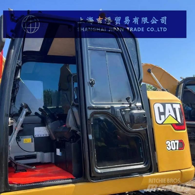CAT 307 Minikaivukoneet < 7t