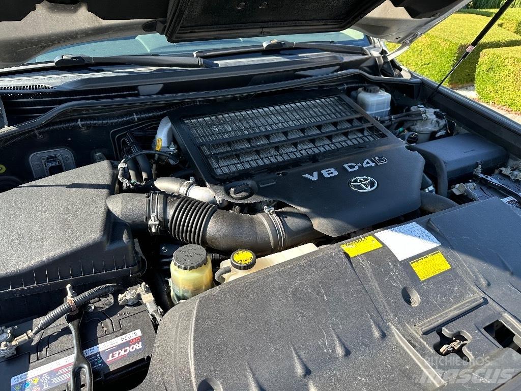 Toyota Landcruiser Maastoajoneuvot