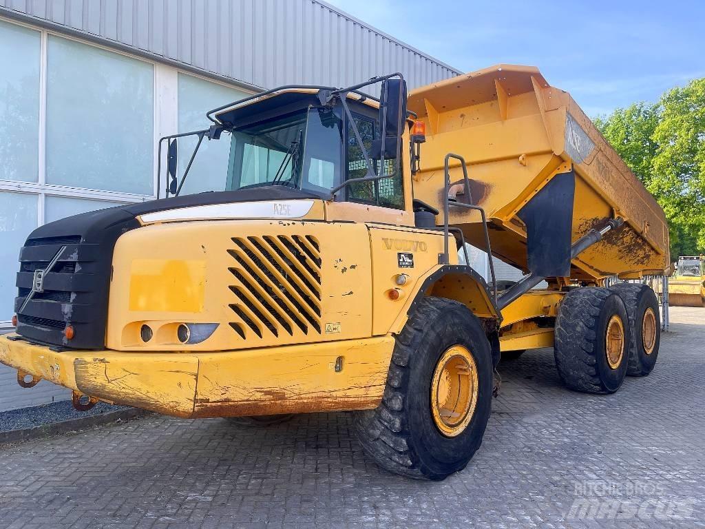 Volvo A25E Dumpperit