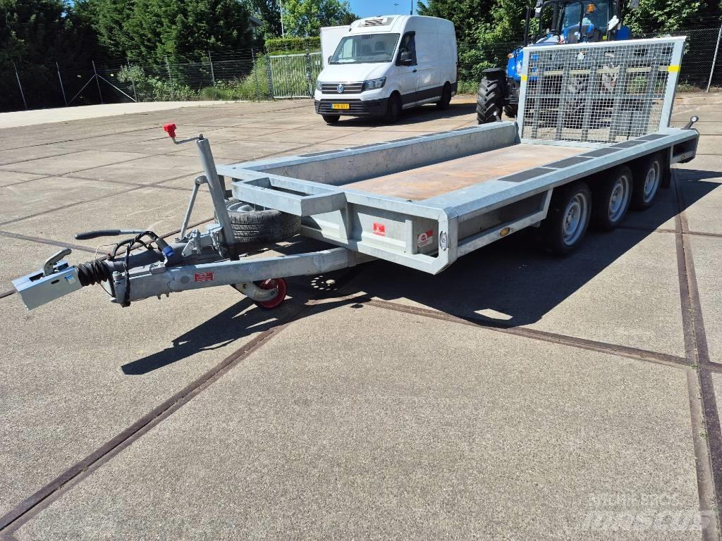  Proline  P 302 Autonkuljetusperävaunut