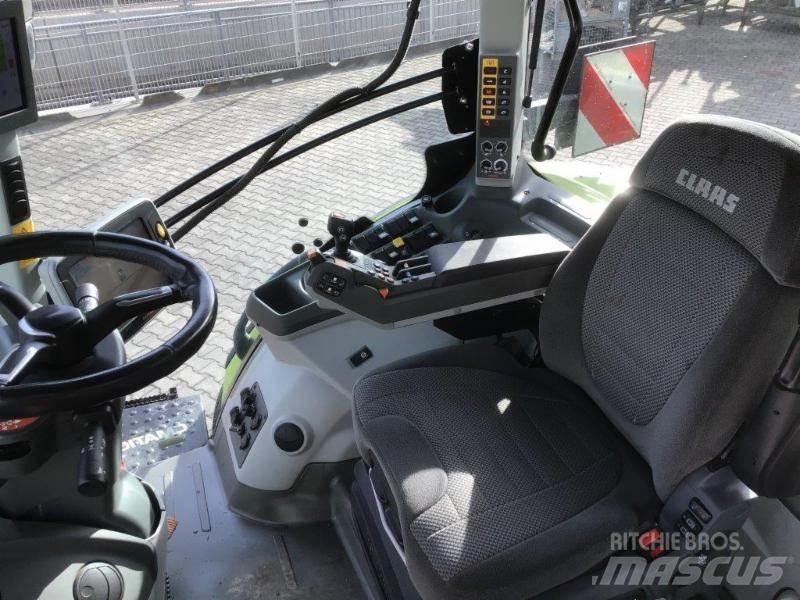 CLAAS AXION 810 Traktorit