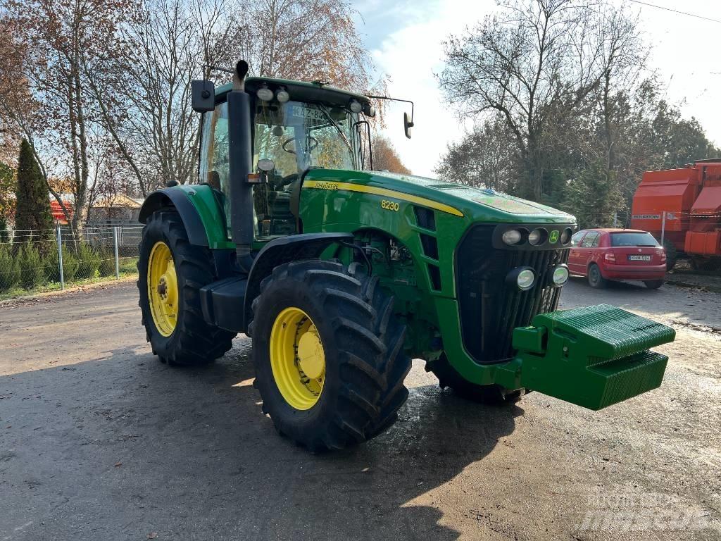 John Deere 8230 Traktorit
