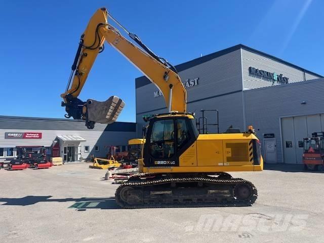 JCB Bandgrävare 220X Telakaivukoneet