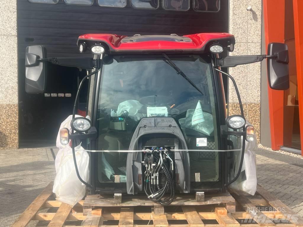 CASE MAXXUM / PUMA Ohjaamo ja sisusta