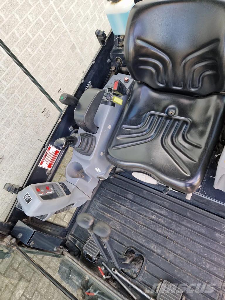 Kubota KX016-4 Minikaivukoneet < 7t