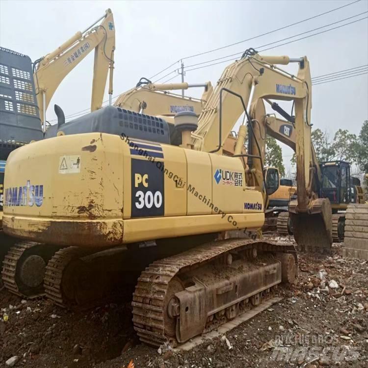 Komatsu 300 Telakaivukoneet