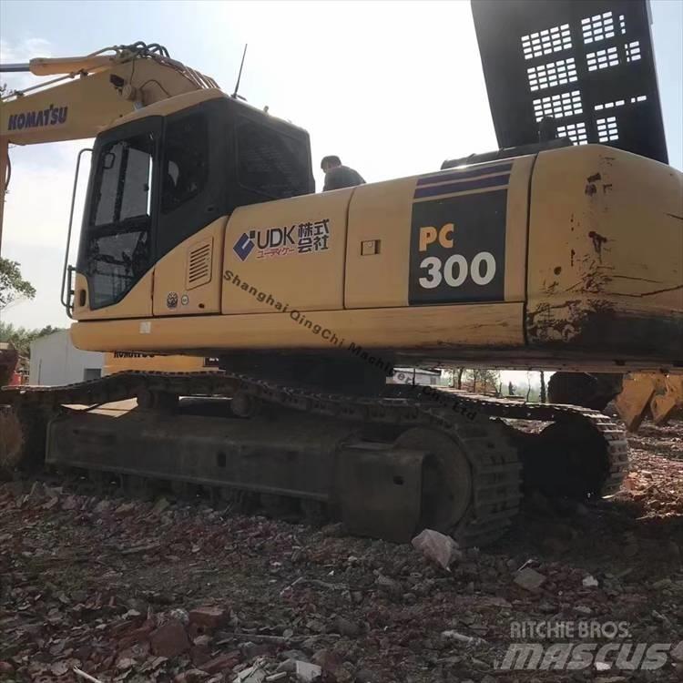 Komatsu 300 Telakaivukoneet