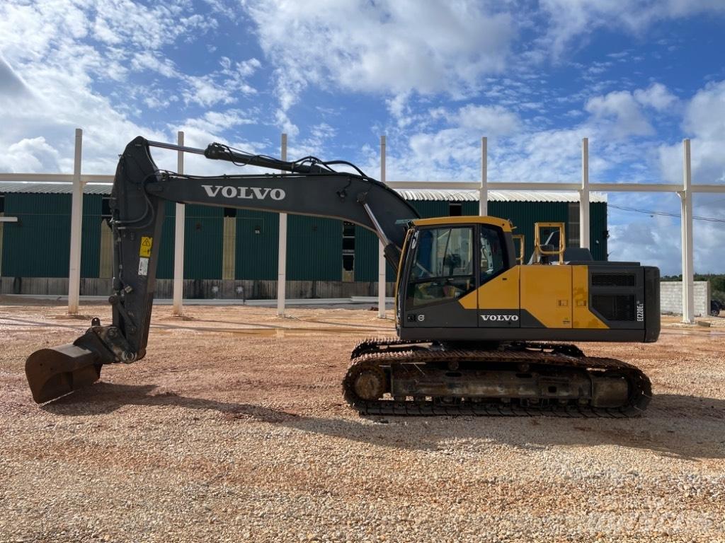 Volvo EC 220 E Telakaivukoneet