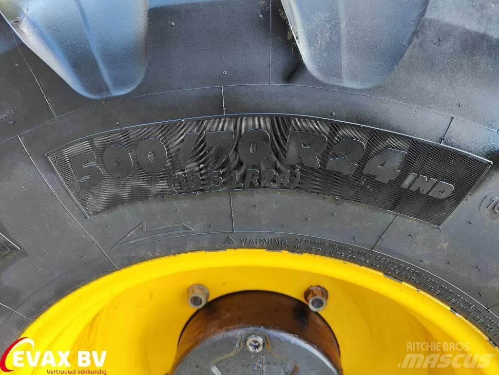 JCB 541-70 Maatalouskurottajat
