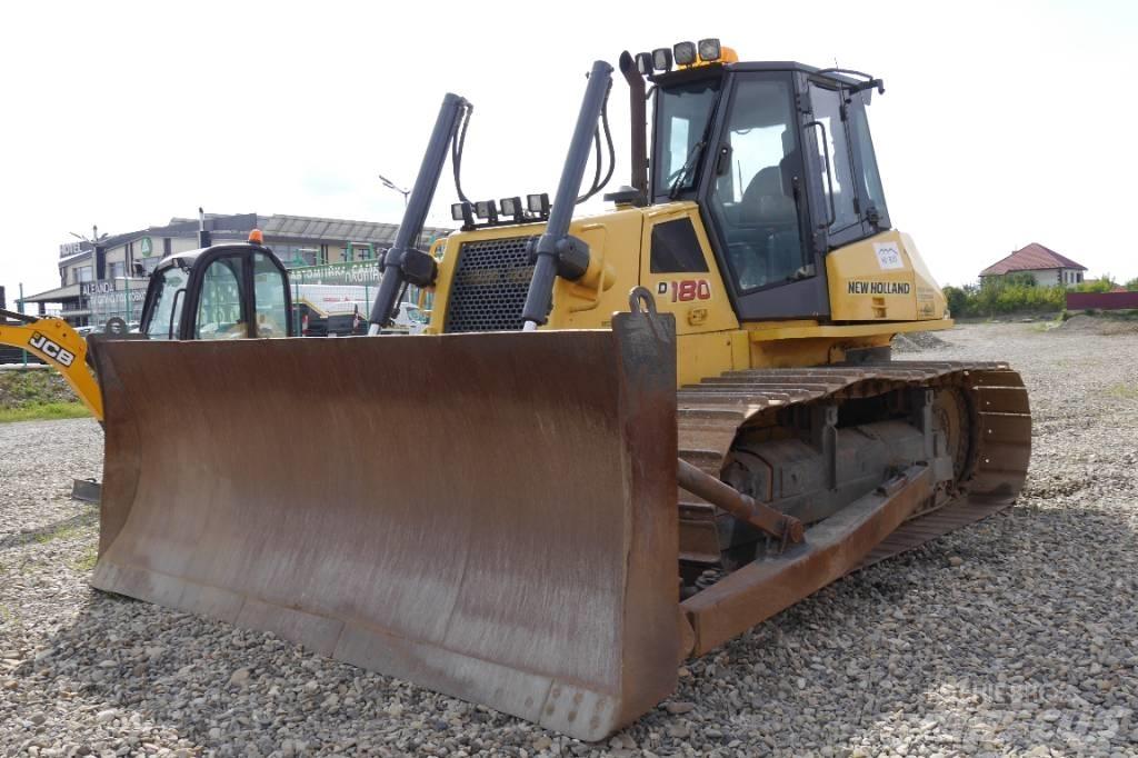 New Holland D 180 Telaketjupuskutraktorit
