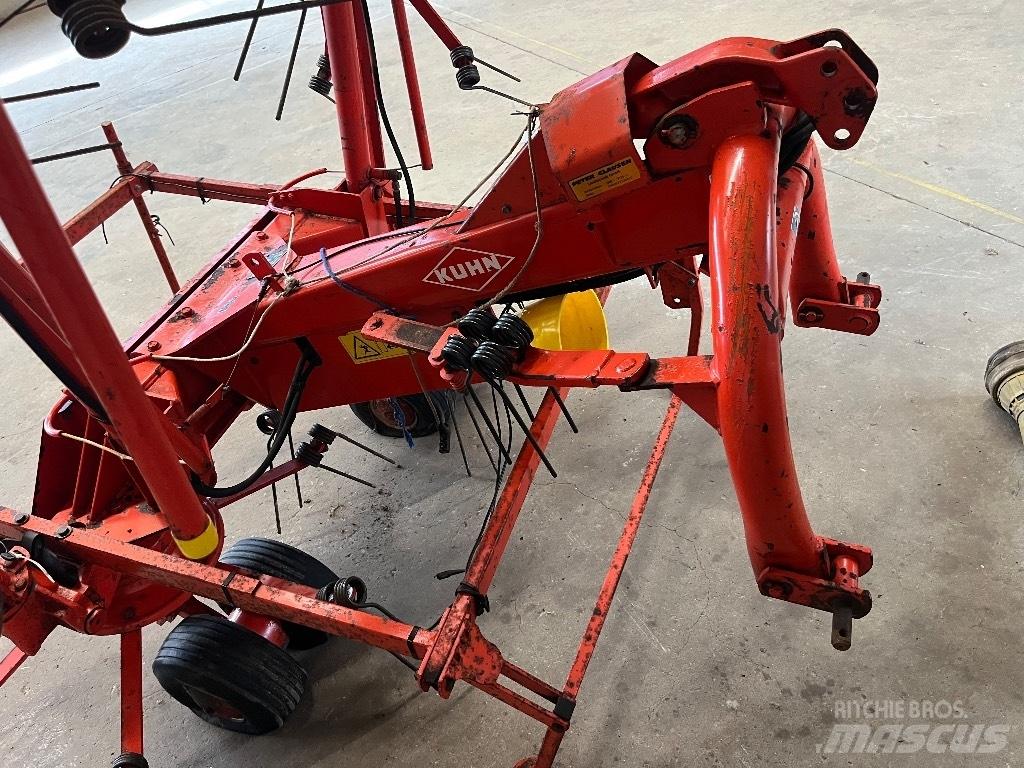Kuhn 8501 MH Pöyhimet ja haravat