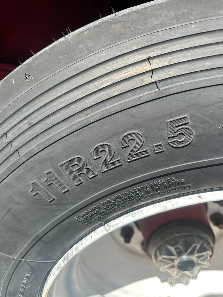 Fruehauf Flatbed Lavaperävaunut