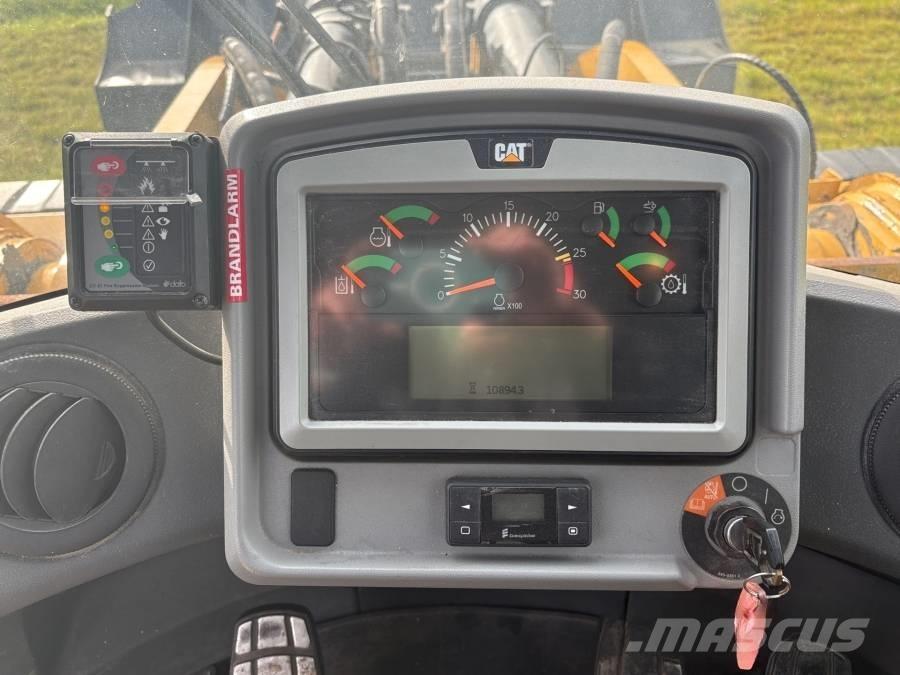 CAT 980M Pyöräkuormaajat