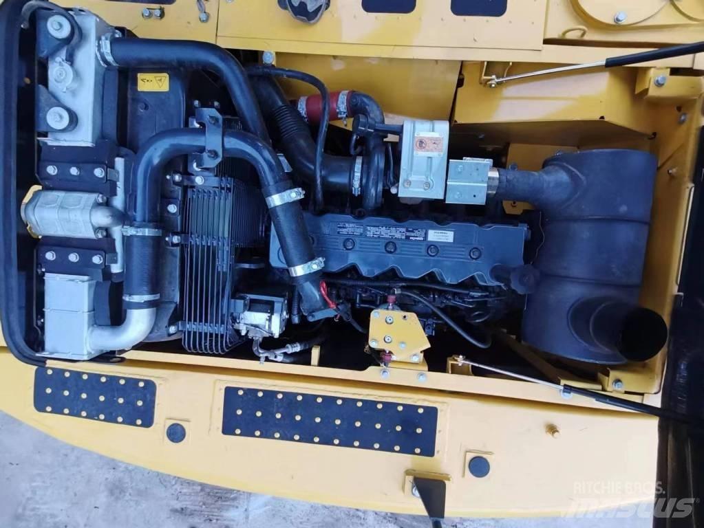 Komatsu PC 210 LC-8 Telakaivukoneet