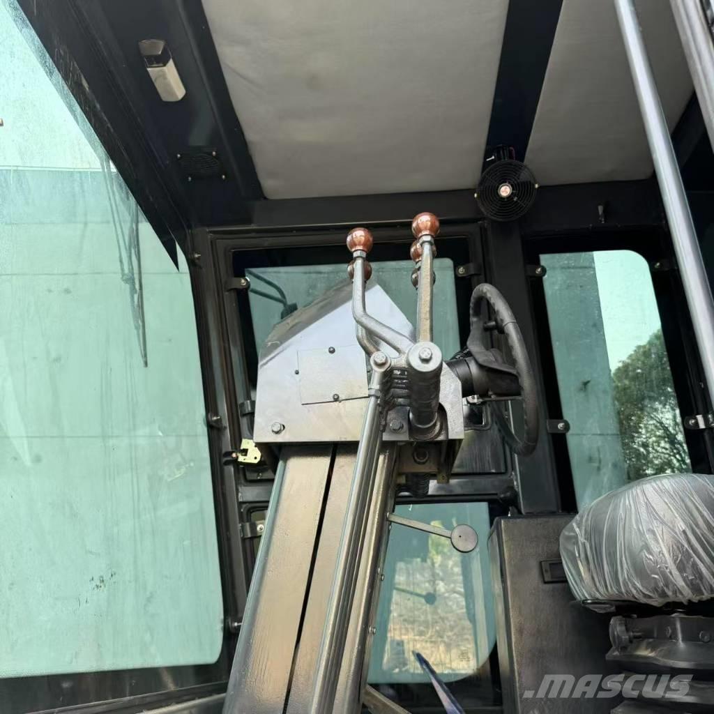 CAT 140 G Tiehöylät