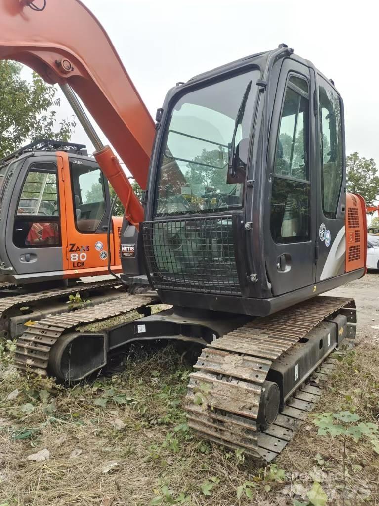 Hitachi ZX 70 Midikaivukoneet 7t - 12t