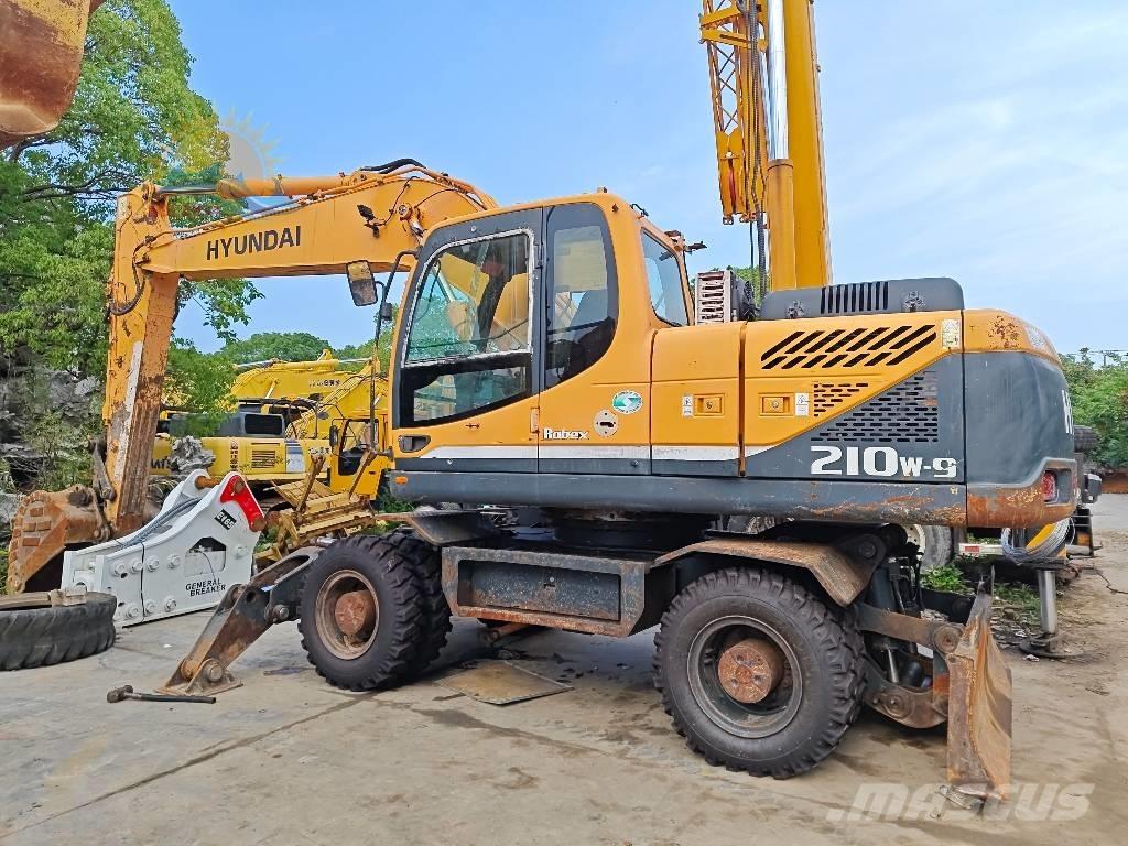 Hyundai Robex 210W-9 Pyöräkaivukoneet