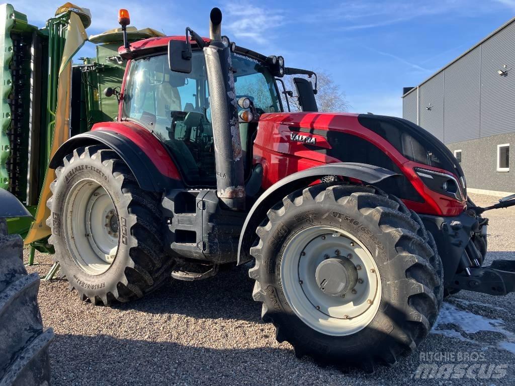 Valtra T234 V Traktorit
