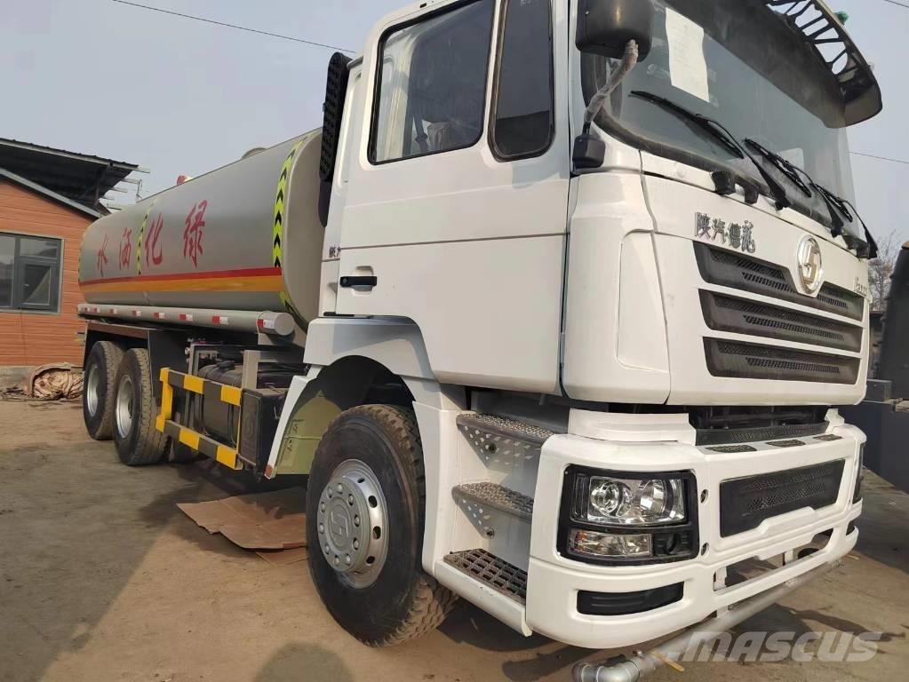 Shacman F3000 6X4 Vesisäiliöautot