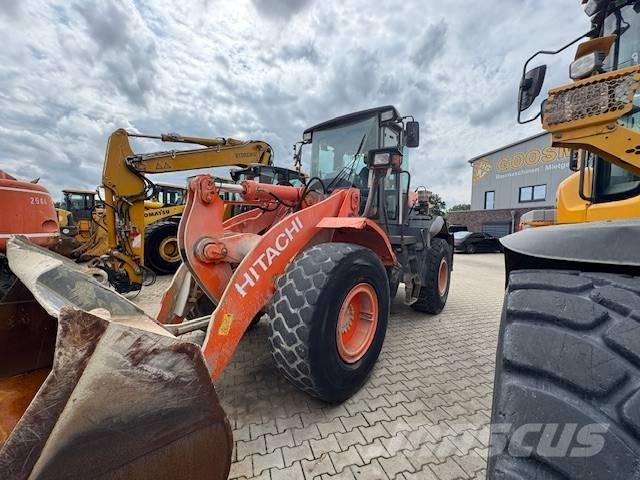 Hitachi ZW 180 Pyöräkuormaajat