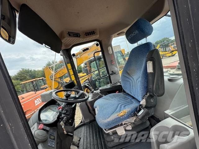 Hitachi ZW 180 Pyöräkuormaajat
