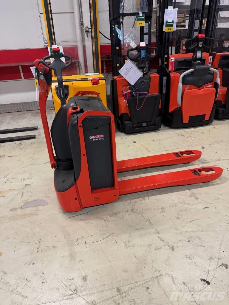 Linde truck T 18 Lavansiirtotrukit